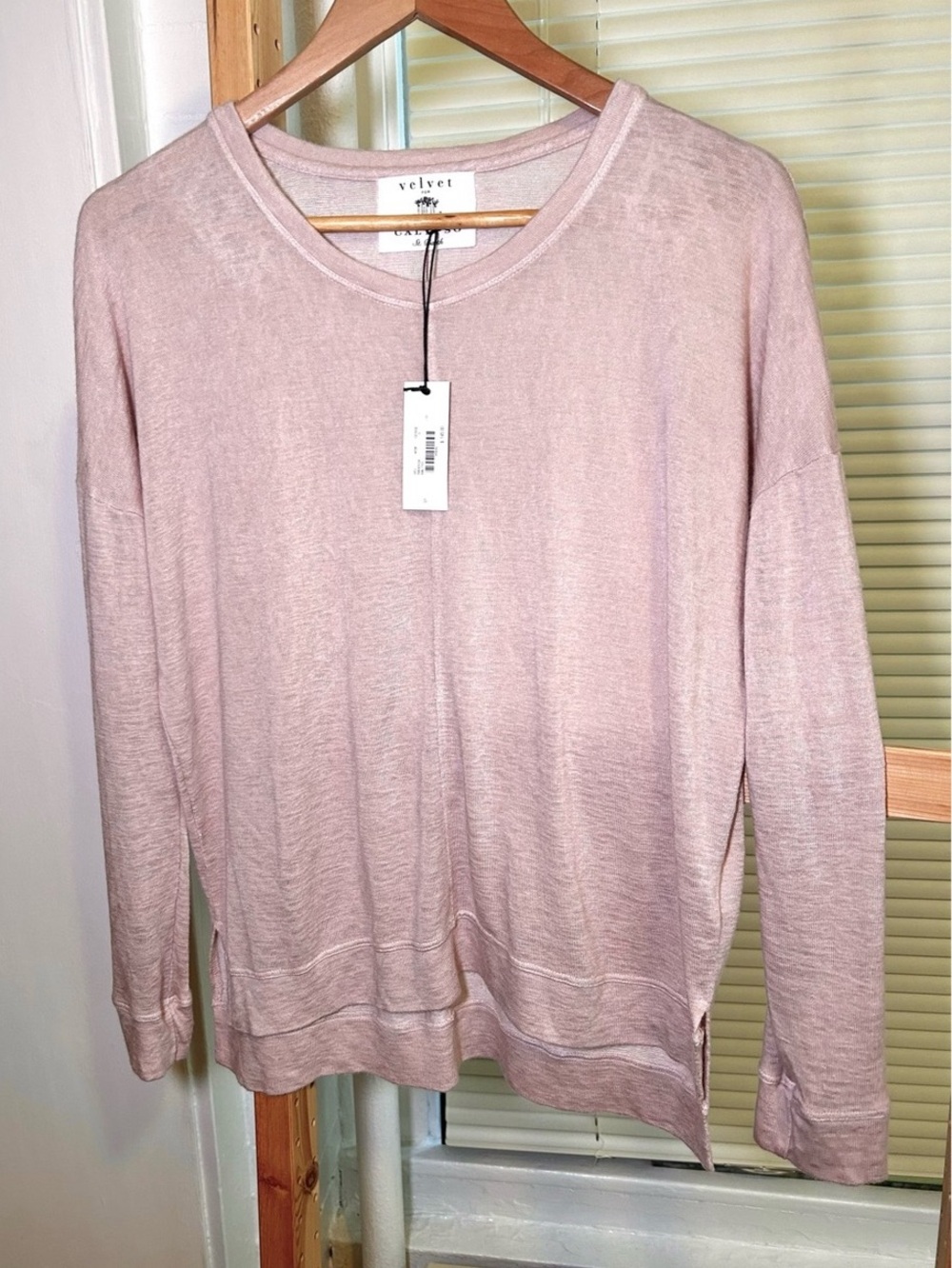 Velvet by Graham & Spencer Long Sleeve Top in Pink Size Small NWT